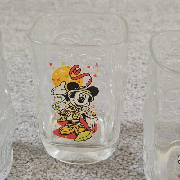 Walt Disney McDonalds 2000 Set Of 4 Square Glass Tumblers Disney Parks Vintage - Picture 4 of 7